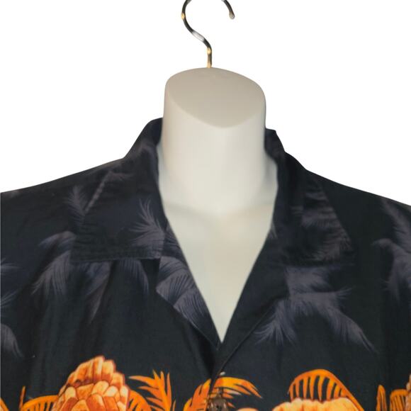 Favant Mens L Hawaiian Shirt Button Up Tiki Statues Surfboards Beach Vacation - Picture 4 of 12